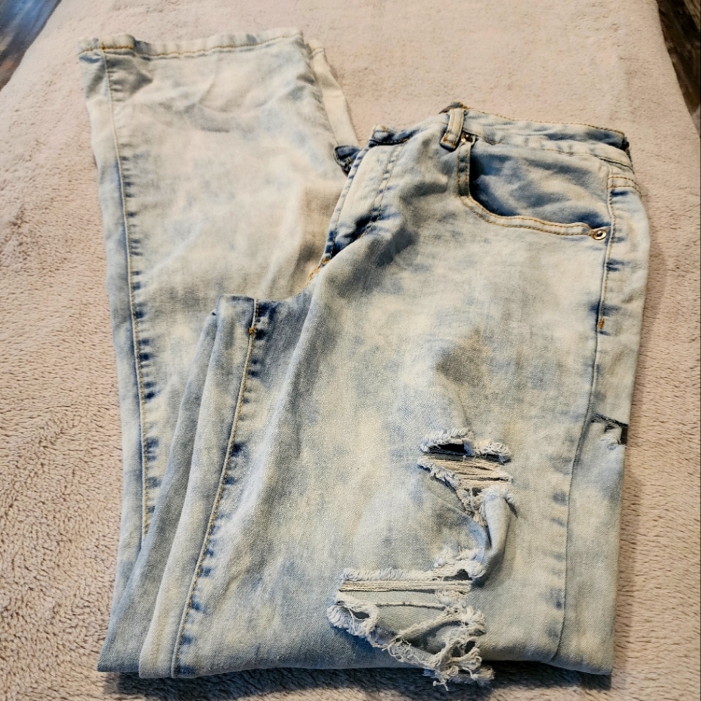 Mens distressed jeans 30/32